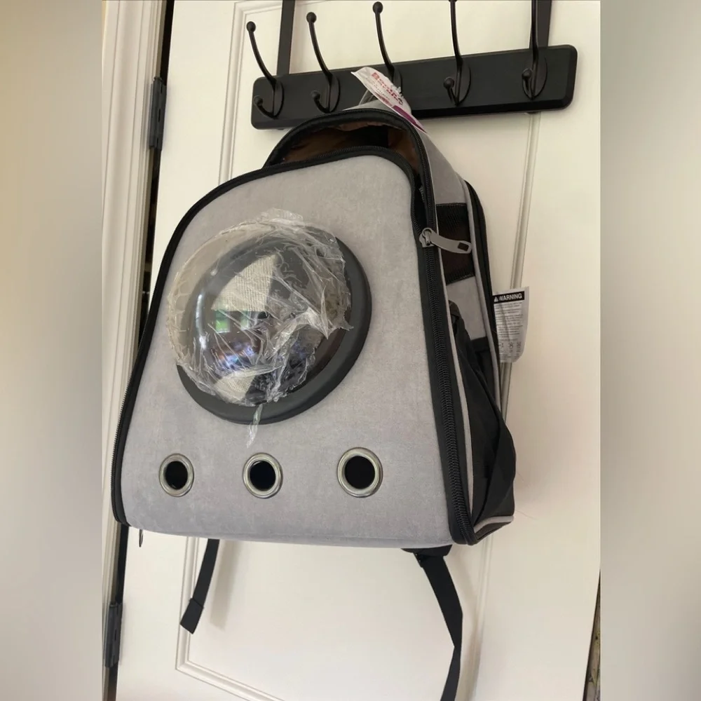 New Boots&Barkley Bubble Space capsule Cat Carrier Back Pack